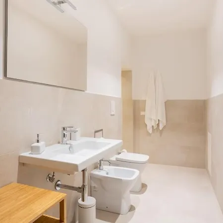 Apartment Palazzo Sabbioni Lusso Due Cucina Ferrara