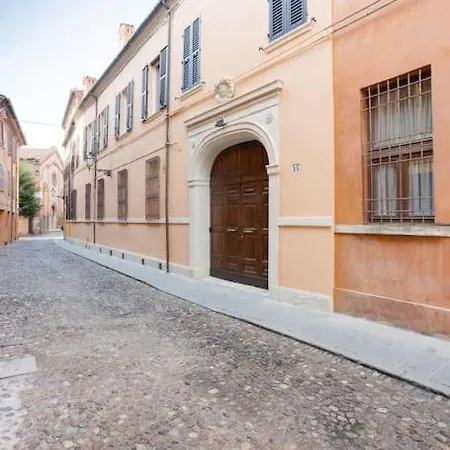 Palazzo Sabbioni Lusso Due Cucina Apartment *